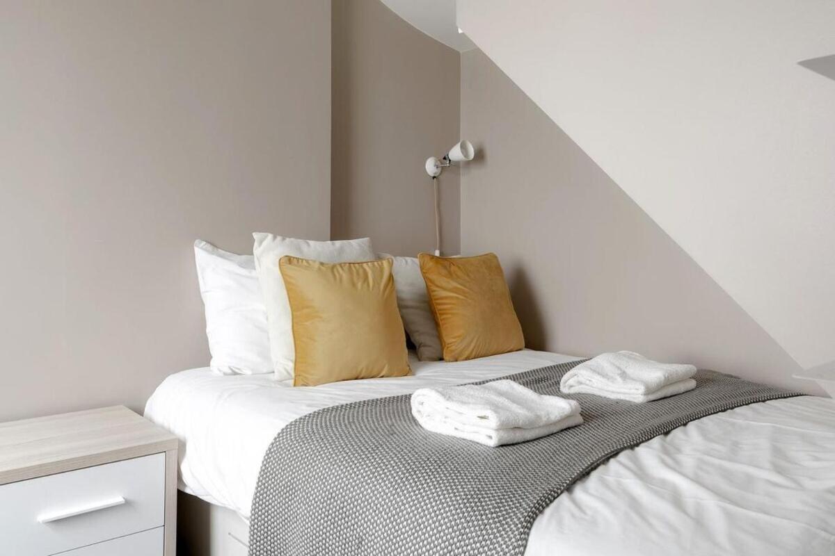 Chic 2bed 2bath By Hyde Park Apartment London