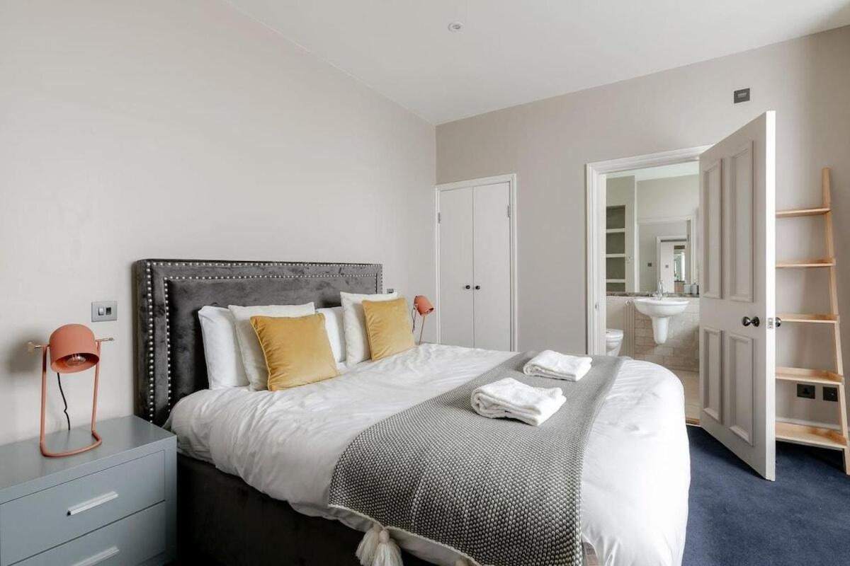 Chic 2bed 2bath By Hyde Park * London